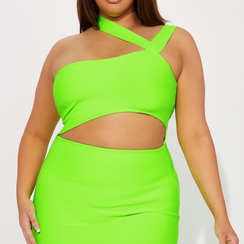 Fashion Nova Lime Green Dress Size 1X